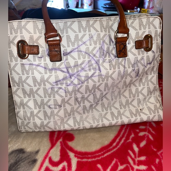 Michael Kors Hamilton - Picture 2 of 10